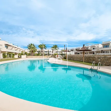 Amalia Garden Groundfloor Retreat, Heated Pool, Near And Sea, By Oyoostays דירה *